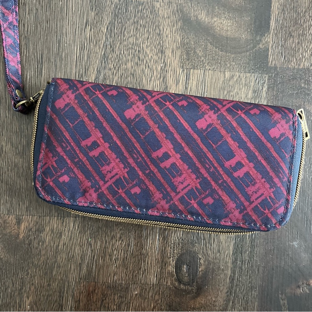 Travelon Wallet - Picture 5 of 6